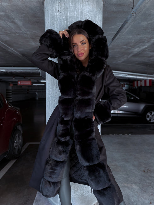 Coat with sewn-in fluff squares - black PRE-ORDER