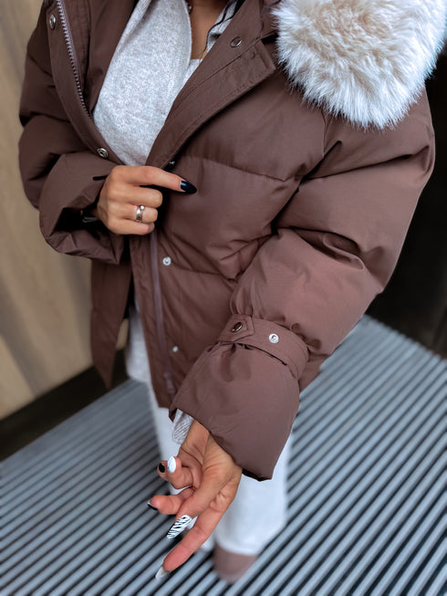 Короткая, пуховая куртка "FUSION AD611" - CHOCO ПРЕДЗАКАЗ