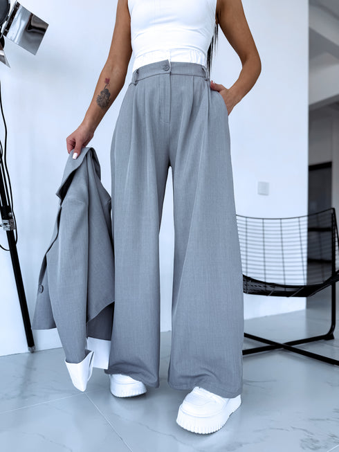 "MAJORY 74" комплект - жакет + брюки - СЕРЫЙ