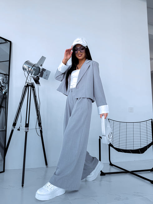 "MAJORY 74" комплект - жакет + брюки - СЕРЫЙ