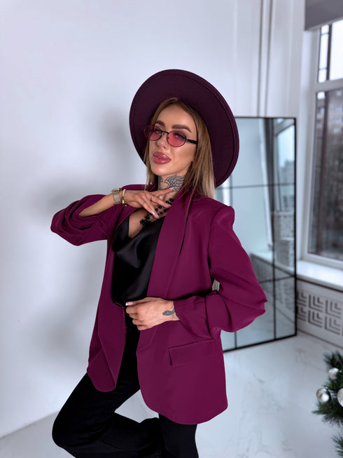 Slyvų violetinė, VIENAS DYDIS švarkas + juodas viršus