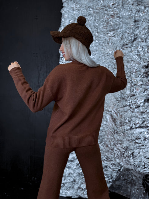 Adīts komplekts "AUTUMN E5389" - BRŪNS PRE-ORDER