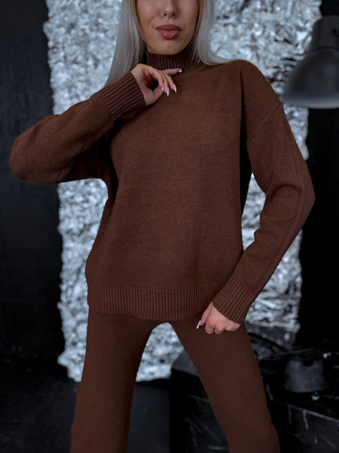 Adīts komplekts "AUTUMN E5389" - BRŪNS PRE-ORDER