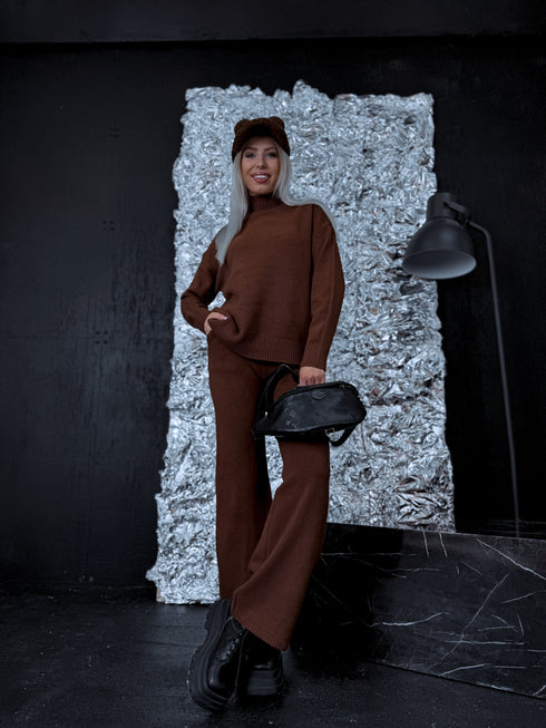 Adīts komplekts "AUTUMN E5389" - BRŪNS PRE-ORDER