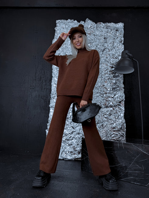 Adīts komplekts "AUTUMN E5389" - BRŪNS PRE-ORDER