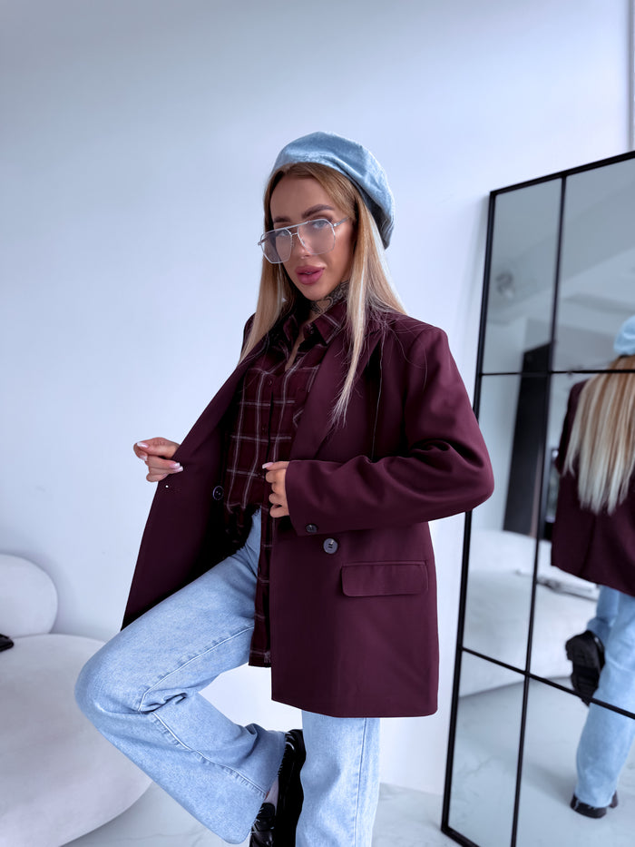 Oversize jacket with black sleeve buttons - eggplant violet