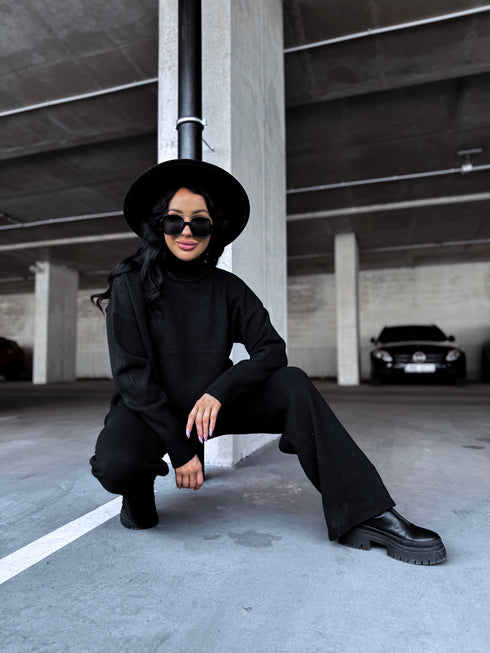 Knitted Set "AUTUMN E5389" - BLACK