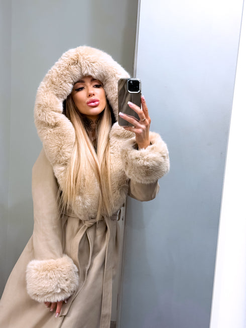 Mētelis ar pūku "CLOSURE" FC76 - bēšs