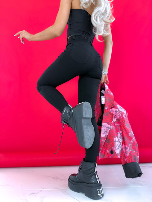 ИДЕАЛЬНЫЕ черные джинсы с пуш-апом 7-1