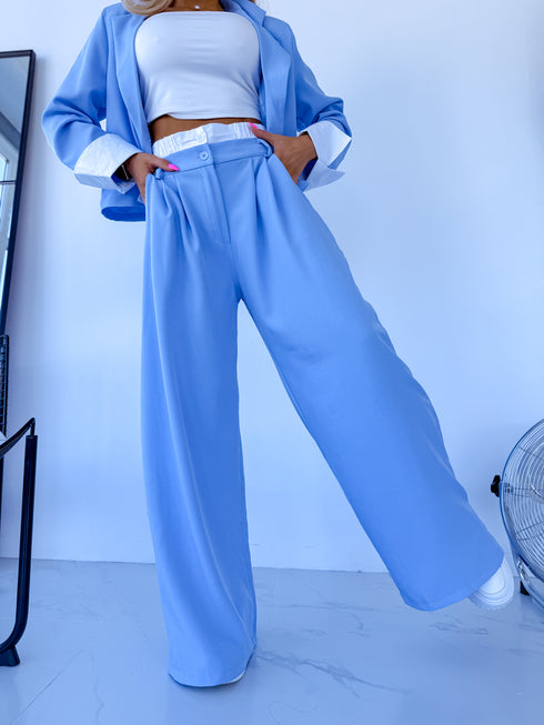 "MAJORY 74" komplekts - žakete + bikses - DEBESS ZILS