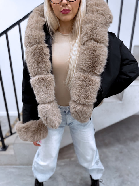 Short jacket "HOT DROP U90532" - BLACK WITH BEIGE FUR