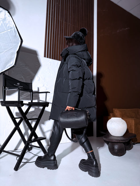 Extended jacket "Mākonis" - black