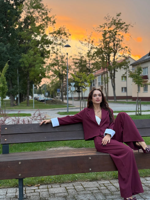 "MAJORY 74" komplekts - žakete + bikses - BORDO