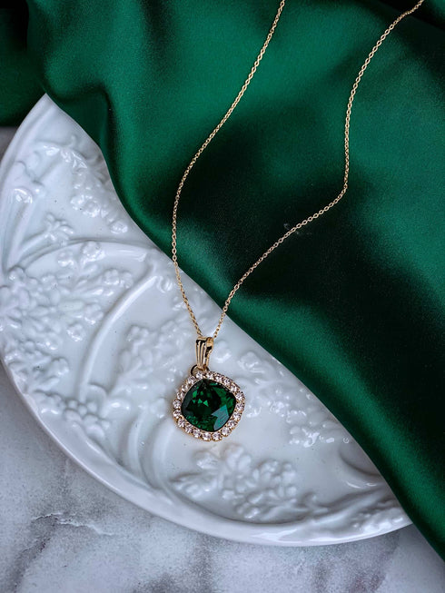 Kaklarota "Rombveida kristāls"