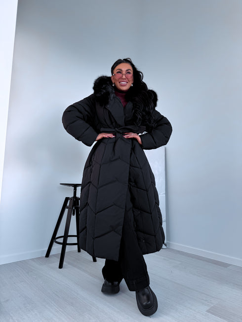 Lielizmēra virsjaka "SOFT HALO" 8241 - MELNA