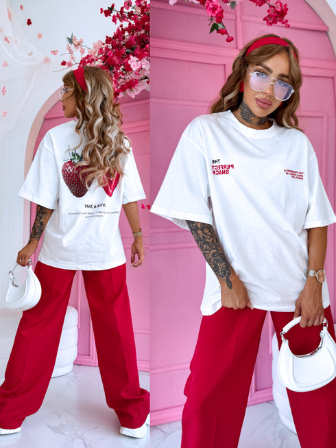 Футболка "THE STRAWBERY" - БЕЛАЯ