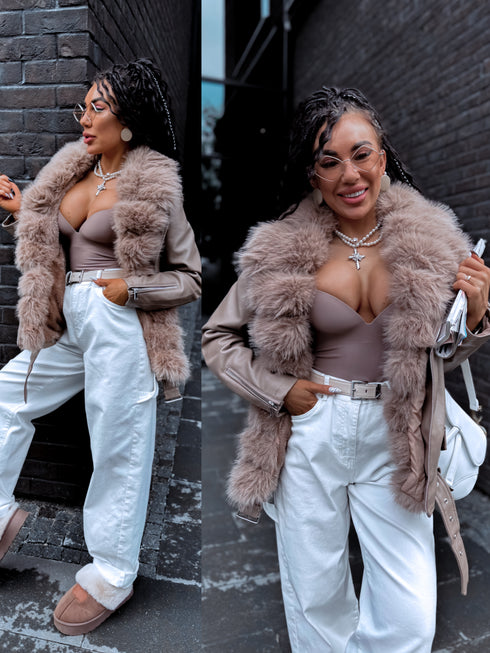 Cappuccino overcoat with cappuccino fur "LUX FUR" FL47