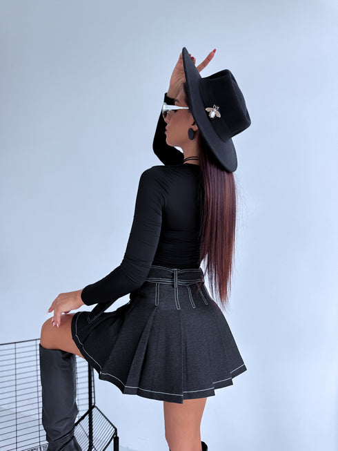 Top "GET RICH VD1877" Black