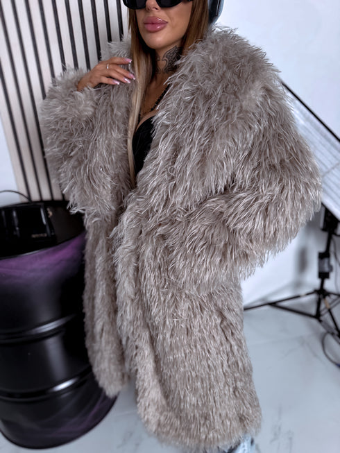 Длинное пальто из искусственного меха "CYBER" - ТЕМНО-БЕЖЕВЫЙ