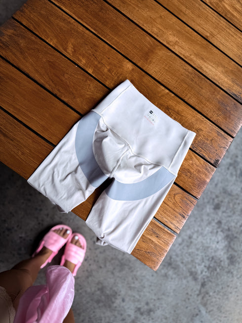 "TAPE 3362" legingi - BĒŠI