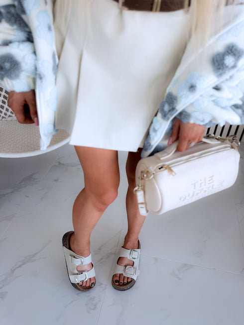 Įsispiriamosios "INFINITY" 2022 - ŠVIESIAI SMĖLINĖS