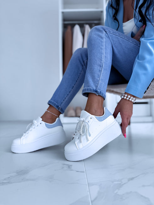Baltas botas ar zilu ielaidumu "FUZZY" 9148 PRE-ORDER