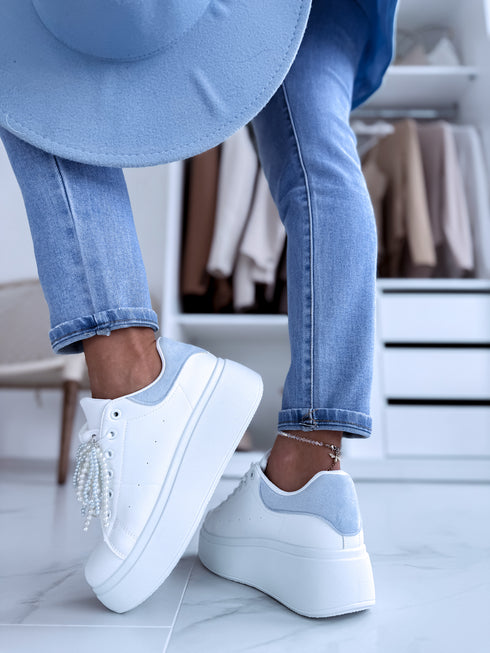 Baltas botas ar zilu ielaidumu "FUZZY" 9148 PRE-ORDER