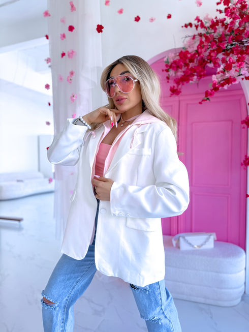 Švarkas arba džemperio užsegimas - BALTA