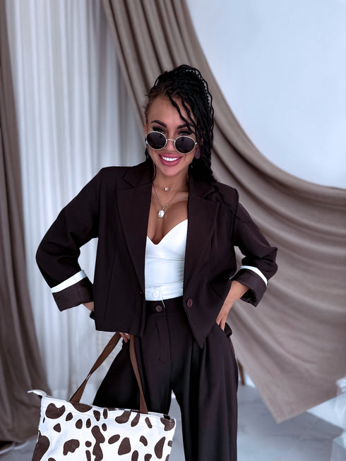 "MAJORY 74" komplekts - žakete + bikses - CHOCO