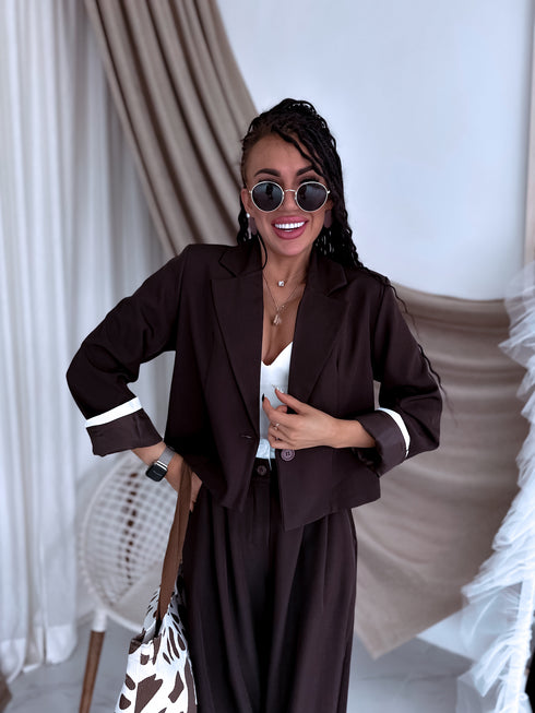 "MAJORY 74" komplekts - žakete + bikses - CHOCO