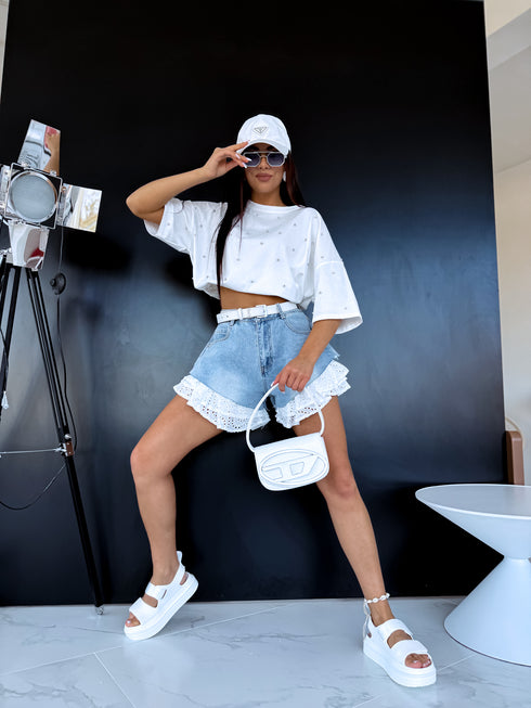 Oversize T-krekls "Kristālu Romantika" - balts