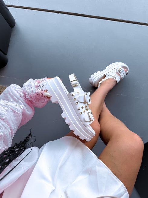 Moteriškos sandalai "Adrenaline 52133" - BALTOS