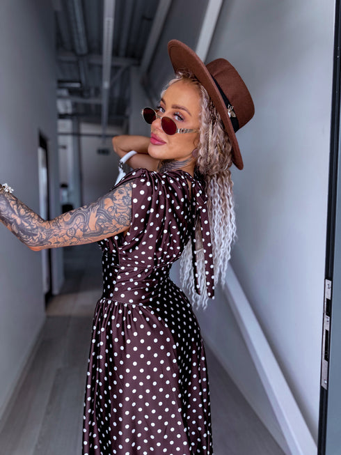 PUNKTOTA kleita "TOO MUCH" 1367 - CHOCO
