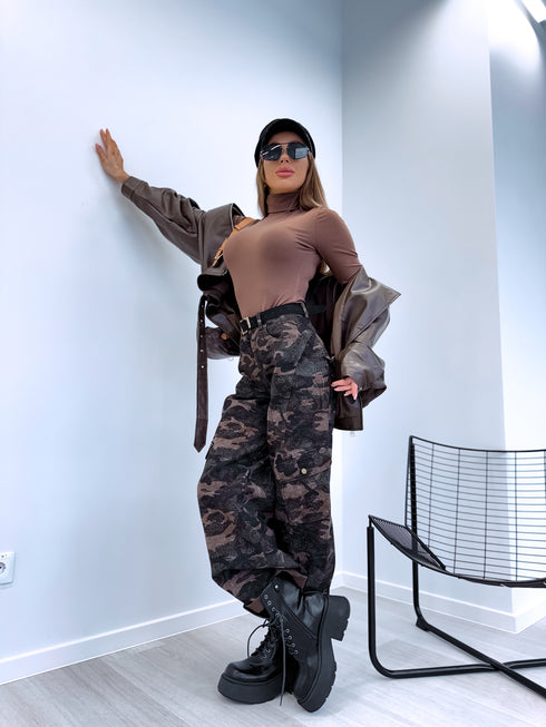 Light brown VIENTOŅA bodysuit with high collar H73