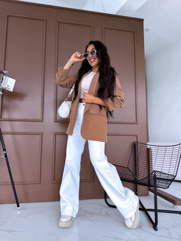 Light brown, ONE SIZE jacket + white top