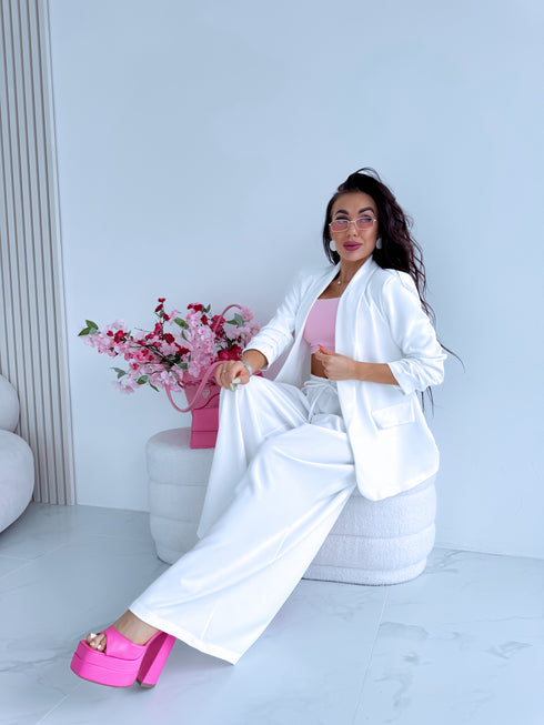 White, ONE SIZE jacket + white top PRE-ORDER