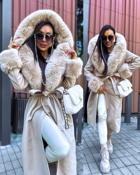 Mētelis ar pūku "CLOSURE" FC76 - bēšs PRE-ORDER