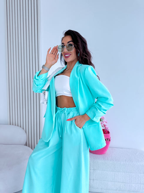 Mint, ONE SIZE jacket + white top