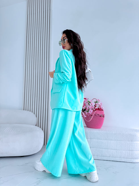 Mint, ONE SIZE jacket + white top