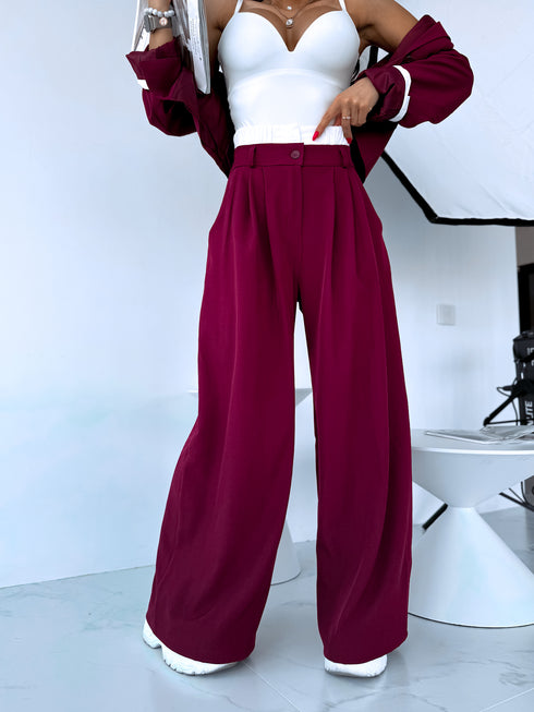 "MAJORY 74" komplekts - žakete + bikses - BORDO