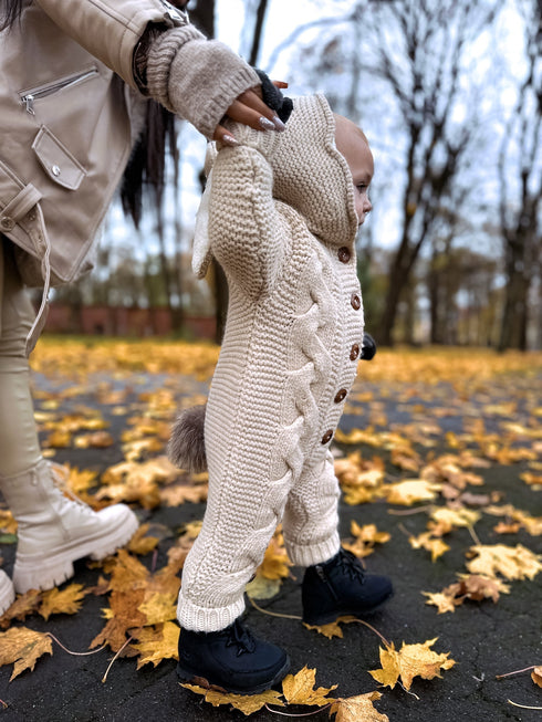 Adīts, vilnas kombinezons bērniem "ZAĶIS" - bēšs