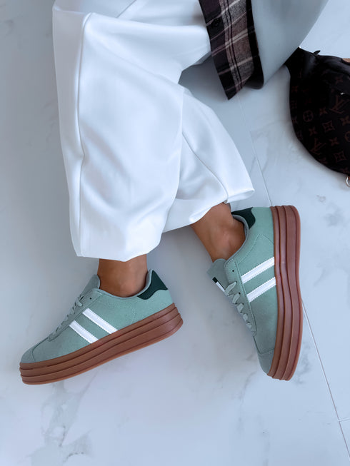 GREEN boots "TWO STRIPES 24001"