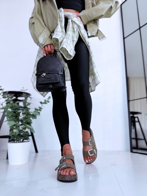 Iešļūcenes "INFINITY" 2022 - HAKI