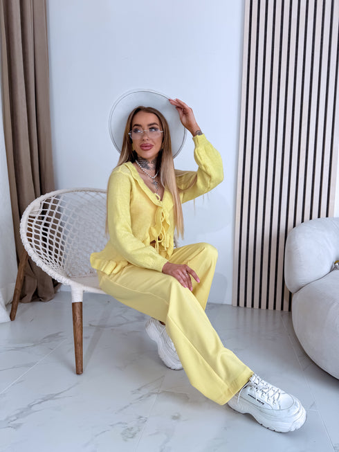 Megzta striukė "HALLS 2822" - ŠVIESIAI GELTONA