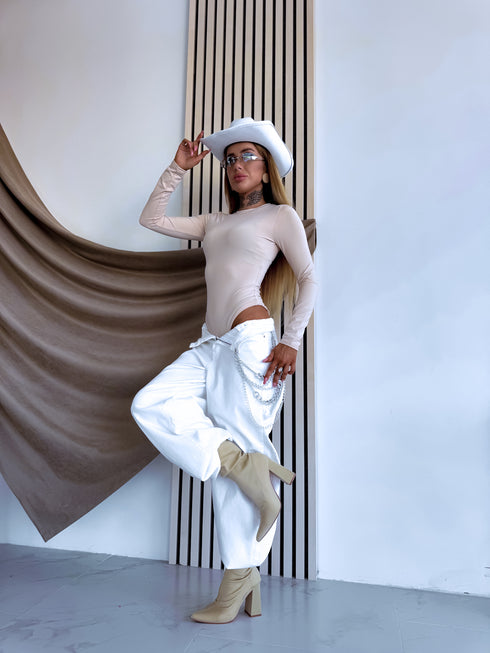 Bodijs ar garām piedurknēm "BASIC" - BĒŠS