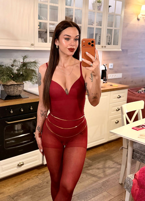 ELYNDI, string tipo formuojantis bodis - bordo