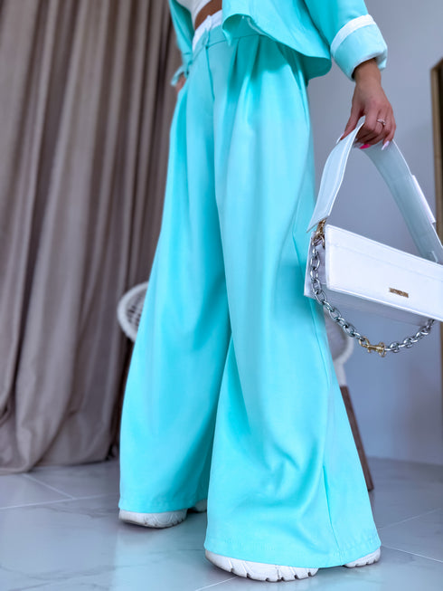 "MAJORY 74" komplekts - žakete + bikses - MINT