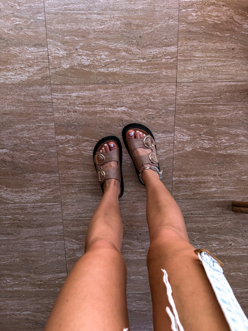 Įsispiriamosios "UPLOAD" F1537 - TAMSIAI SMĖLINĖS