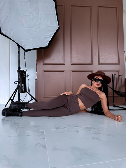 TOP AS A GIFT + Shaping Leggings "BLACK GOLD" - CHOCO