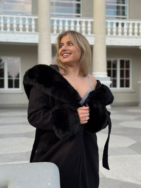 Mētelis ar pūku "CLOSURE" FC76 - melns